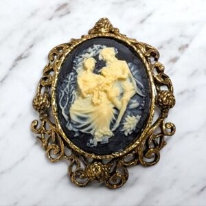 CAMEO Cream Black Silhouette Brooch Vintage Brooch Pin